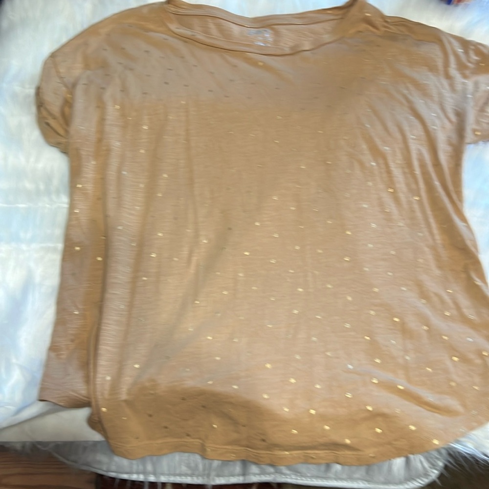 Short sleeve top
